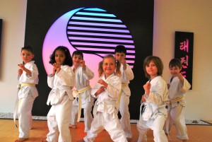 Kindergruppe mit viel Spass und Freude am Taekwondo